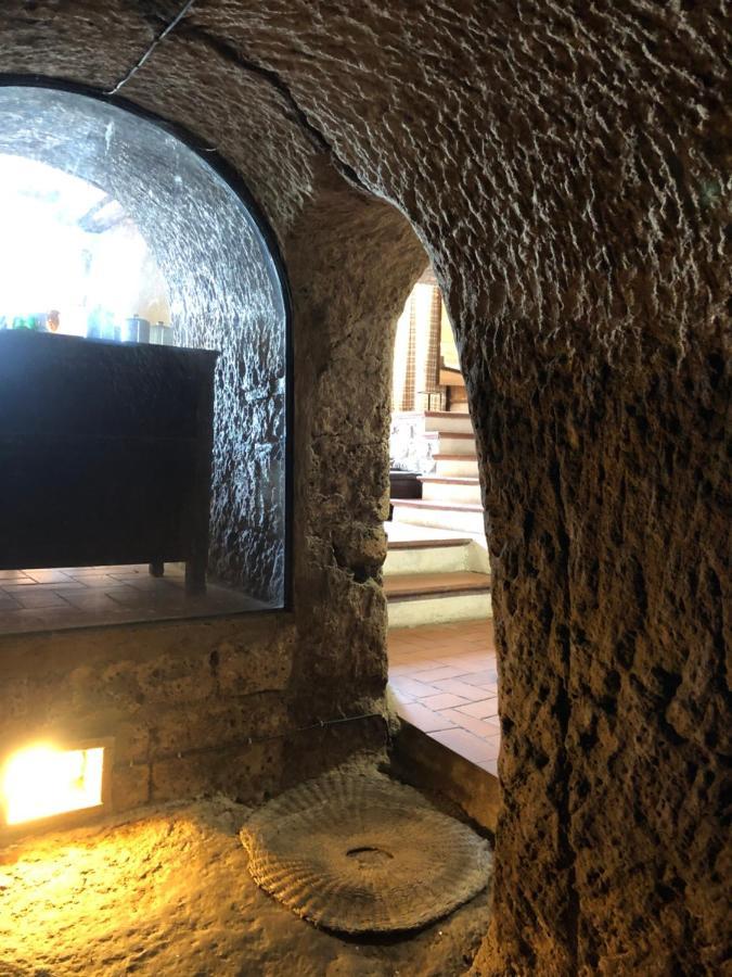 Nido Nel Tufo Apartment Pitigliano Bagian luar foto
